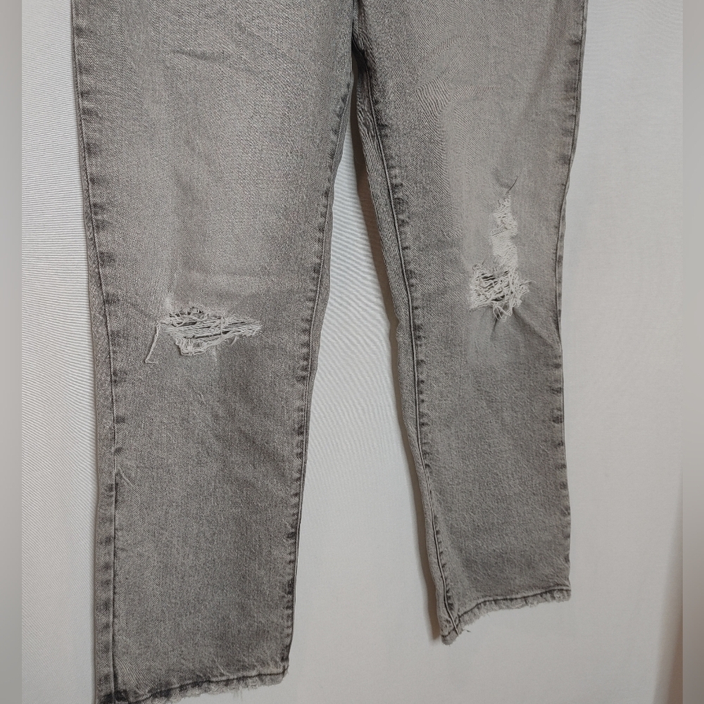 Good American Good Boy Distressed Jeans‎ Style# GBFH062BT 12 31 Washed Gray NEW - Picture 6 of 8
